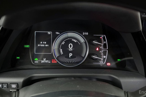 2022 Lexus ES с пробегом 39 197 км