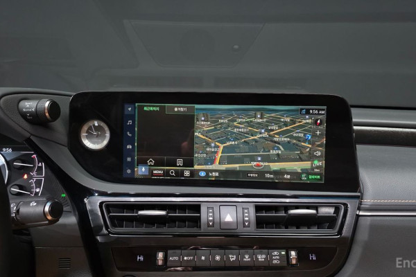 2023 Lexus ES с пробегом 20 428 км