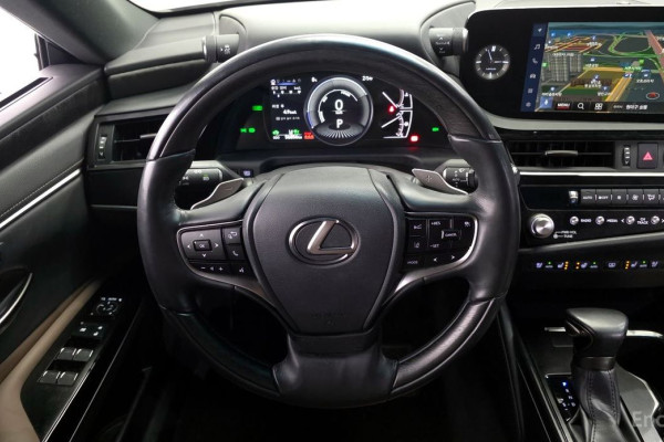 2023 Lexus ES с пробегом 56 856 км