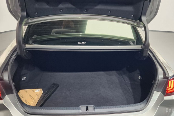 2023 Lexus ES с пробегом 35 250 км