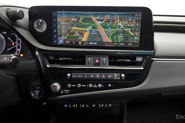 2023 Lexus ES с пробегом 56 856 км