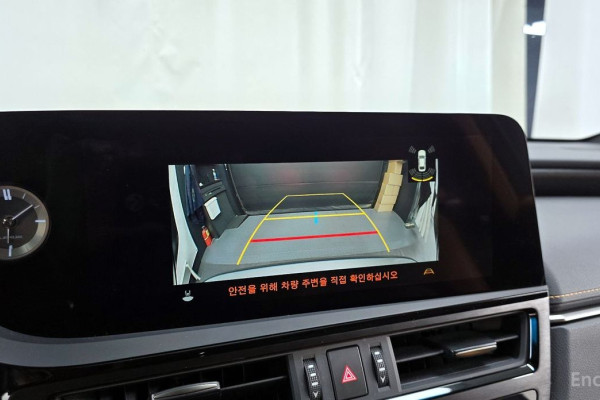 2023 Lexus ES с пробегом 82 511 км