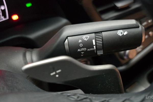 2022 Lexus ES с пробегом 35 400 км