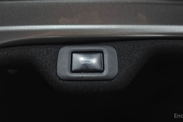 2022 Lexus ES с пробегом 35 400 км