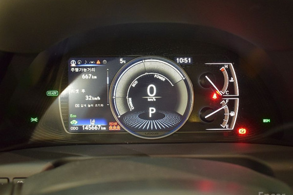 2022 Lexus ES с пробегом 145 667 км