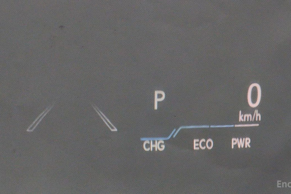 2022 Lexus ES с пробегом 100 926 км