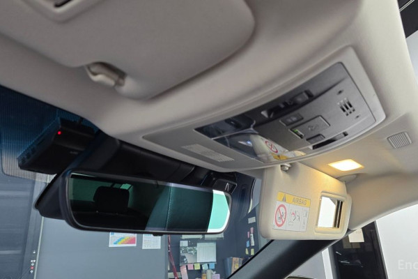 2023 Lexus ES с пробегом 50 154 км