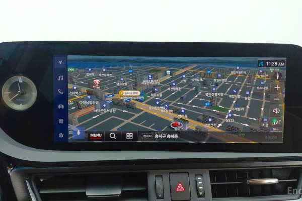 2023 Lexus ES с пробегом 33 720 км