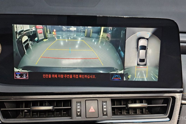 2022 Lexus ES с пробегом 84 161 км