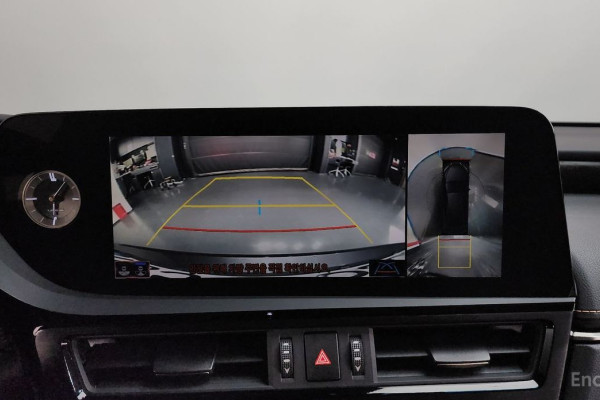 2022 Lexus ES с пробегом 55 698 км