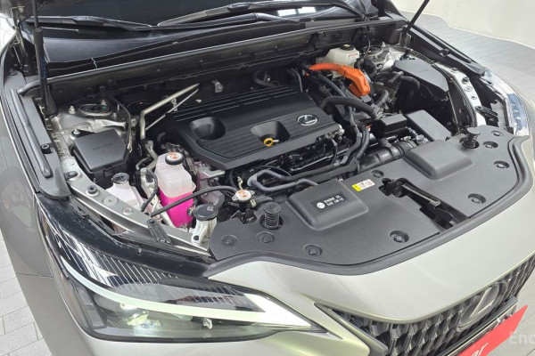 2023 Lexus NX с пробегом 76 299 км