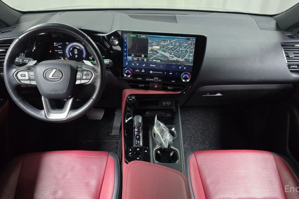 2023 Lexus NX с пробегом 76 299 км