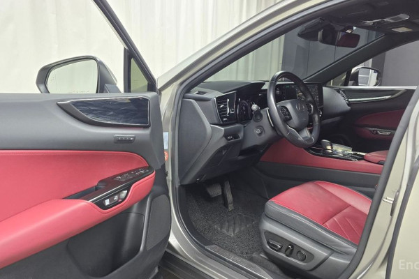 2023 Lexus NX с пробегом 76 299 км