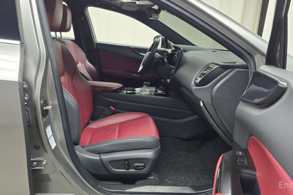 2023 Lexus NX с пробегом 76 299 км