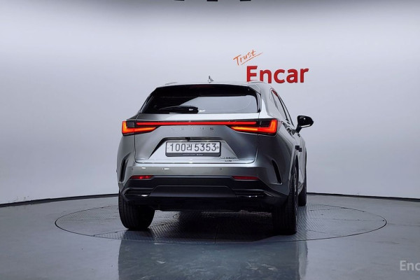 2023 Lexus NX с пробегом 46 631 км