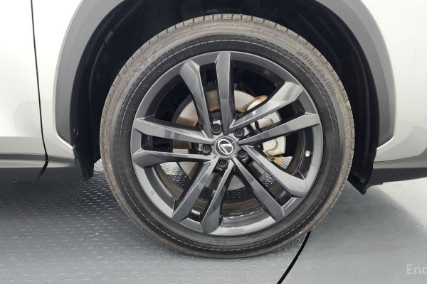 2023 Lexus NX с пробегом 46 631 км