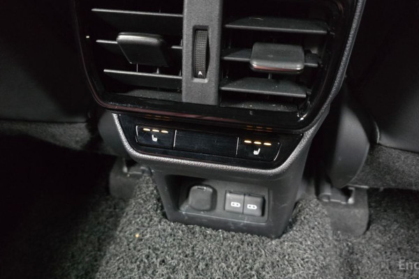 2023 Lexus NX с пробегом 76 299 км