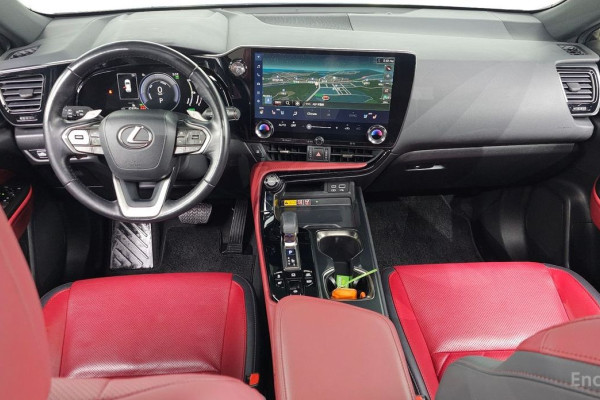 2022 Lexus NX с пробегом 47 499 км