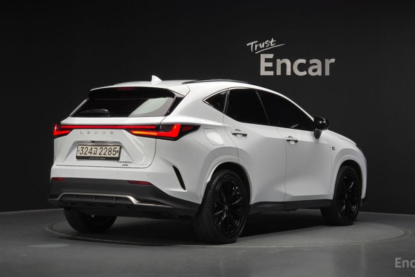 2022 Lexus NX с пробегом 22 430 км