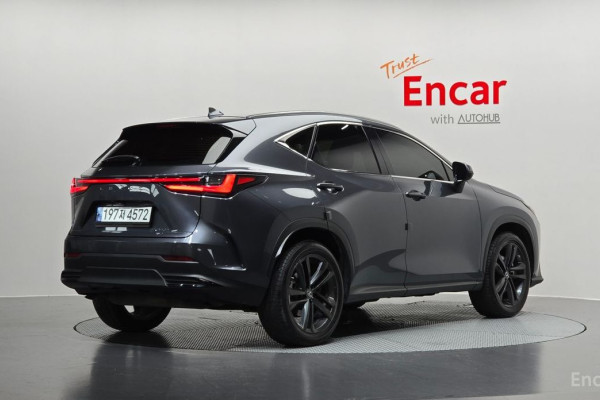 2022 Lexus NX с пробегом 65 982 км