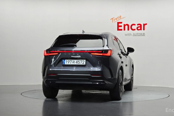 2022 Lexus NX с пробегом 65 982 км