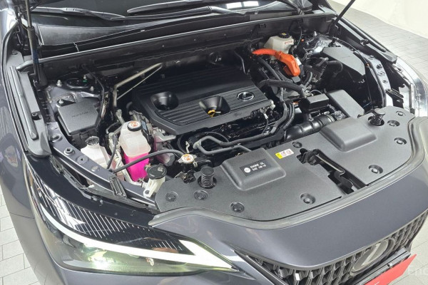 2022 Lexus NX с пробегом 65 982 км