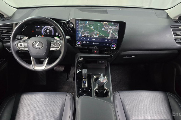 2022 Lexus NX с пробегом 65 982 км