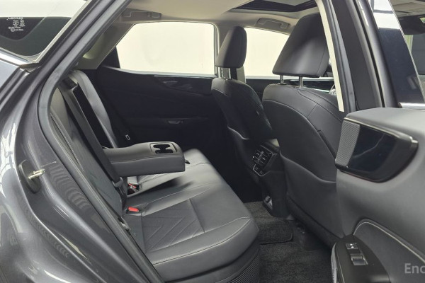 2022 Lexus NX с пробегом 65 982 км