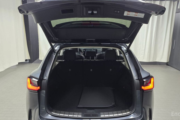 2022 Lexus NX с пробегом 65 982 км