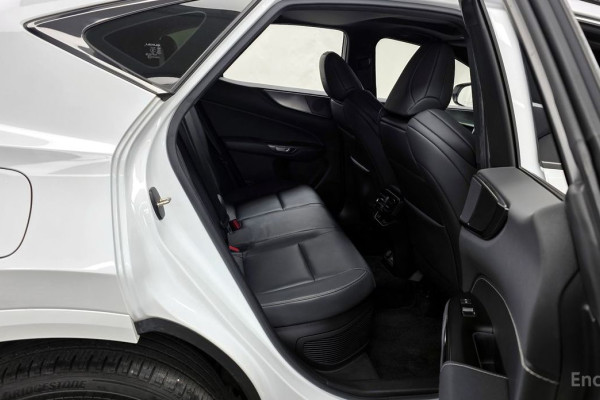 2022 Lexus NX с пробегом 63 485 км