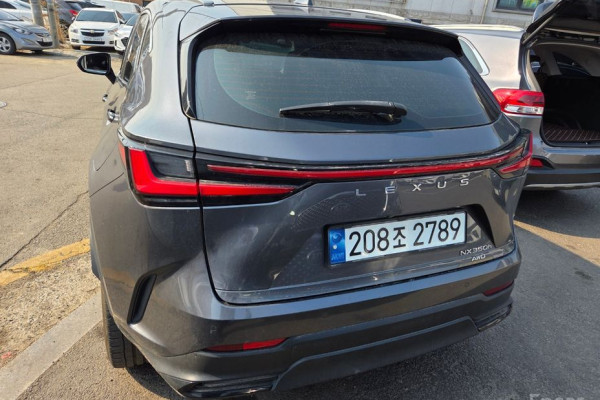 2023 Lexus NX с пробегом 100 280 км