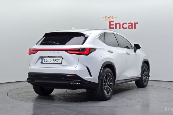 2023 Lexus NX с пробегом 59 887 км