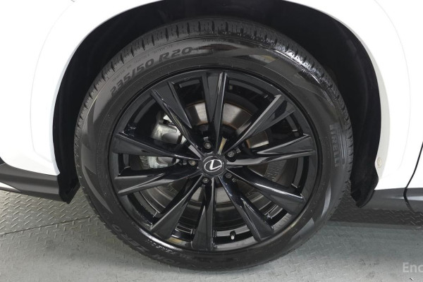 2023 Lexus NX с пробегом 22 158 км