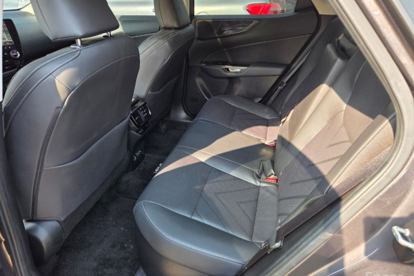 2023 Lexus NX с пробегом 100 280 км