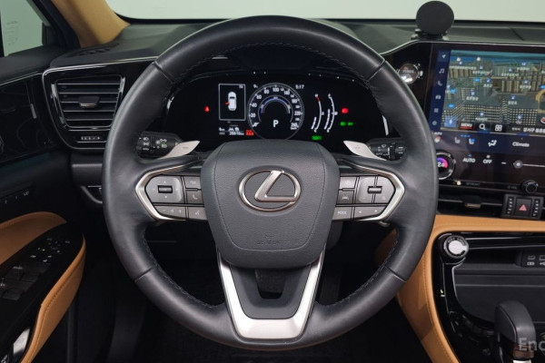 2023 Lexus NX с пробегом 28 616 км
