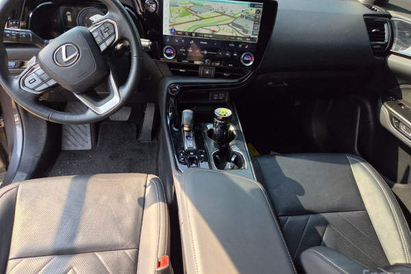 2023 Lexus NX с пробегом 100 280 км