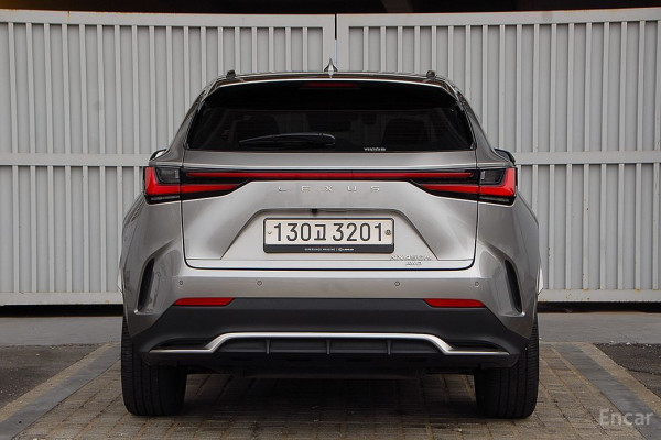 2023 Lexus NX с пробегом 53 515 км