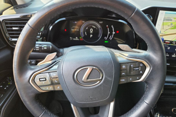 2023 Lexus NX с пробегом 100 280 км