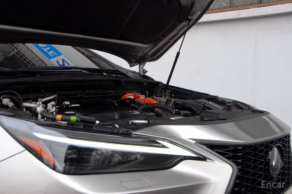 2023 Lexus NX с пробегом 53 515 км