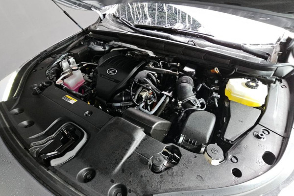 2023 Lexus RX с пробегом 24 789 км