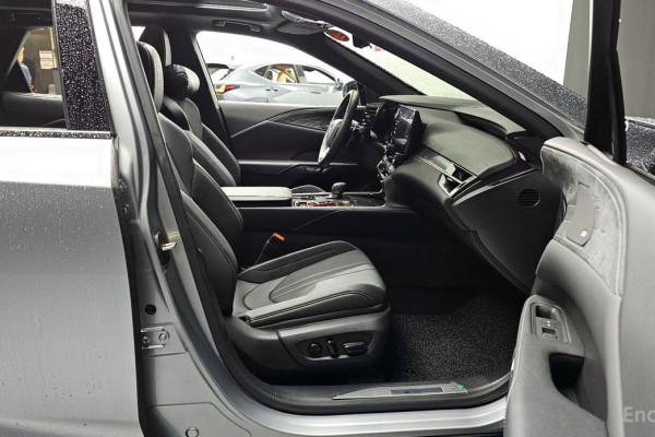 2023 Lexus RX с пробегом 24 789 км