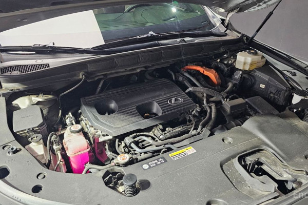 2023 Lexus RX с пробегом 71 906 км