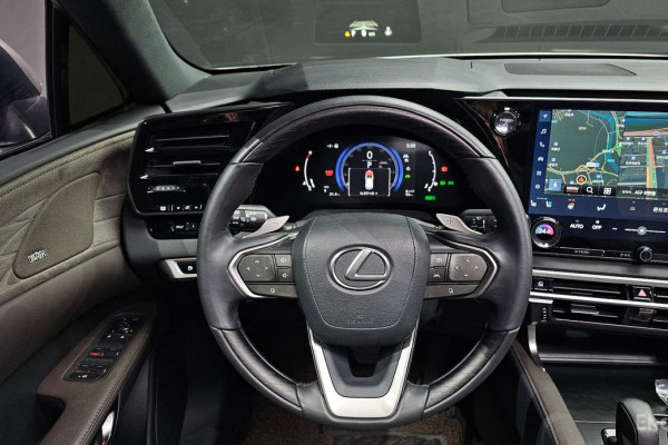 2023 Lexus RX с пробегом 71 906 км