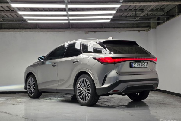 2023 Lexus RX с пробегом 63 150 км