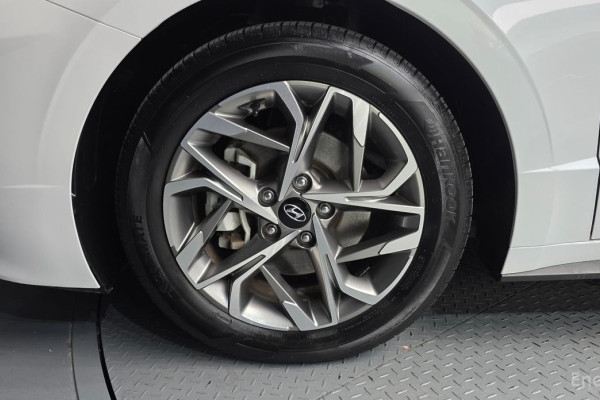 2021 Hyundai Sonata с пробегом 63 361 км