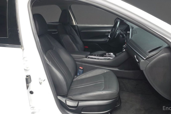 2022 Hyundai Sonata с пробегом 63 397 км