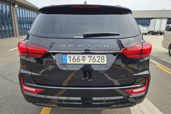2022 KG Mobility Rexton с пробегом 33 000 км