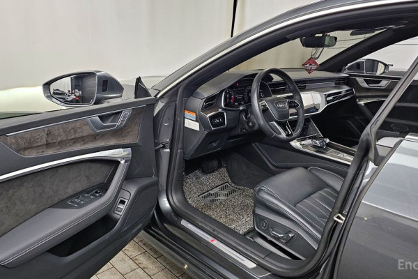 2021 Audi A7 с пробегом 68 882 км