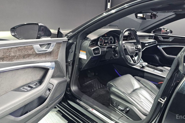 2020 Audi A7 с пробегом 67 656 км