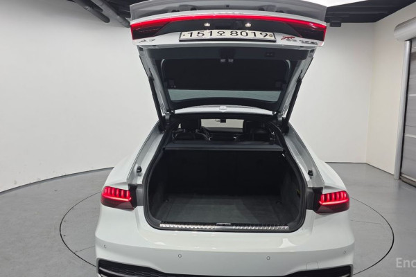 2020 Audi A7 с пробегом 24 089 км